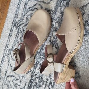 Dansko Tan Leather Wedges Maisie Mary Jane Heel 39